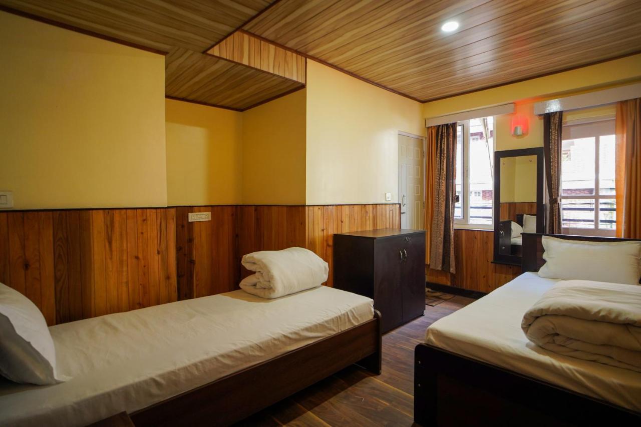 Hotel Hill Queen Near Sherpa Gumba Darjeeling Mall 5 Min Couple Friendly מראה חיצוני תמונה