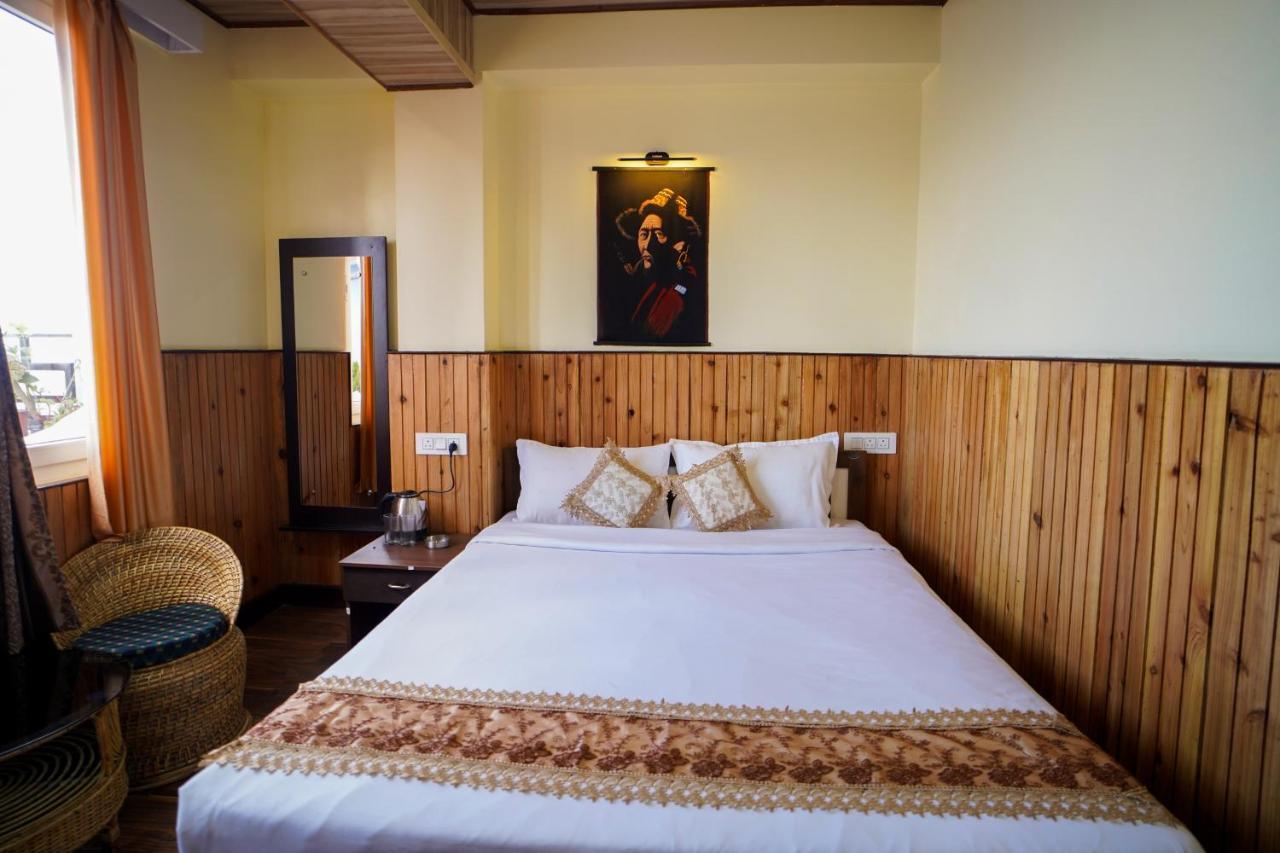 Hotel Hill Queen Near Sherpa Gumba Darjeeling Mall 5 Min Couple Friendly מראה חיצוני תמונה