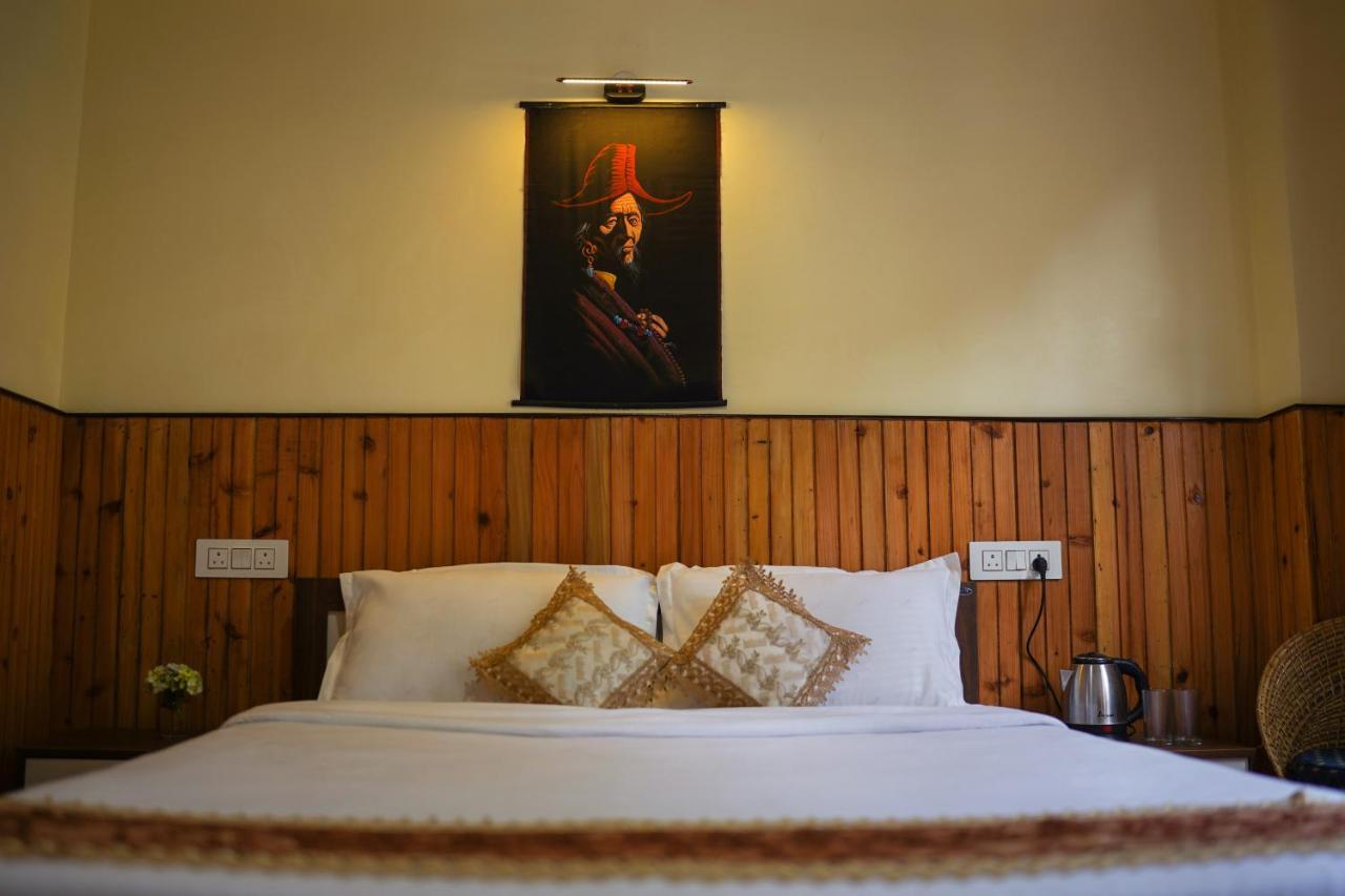 Hotel Hill Queen Near Sherpa Gumba Darjeeling Mall 5 Min Couple Friendly מראה חיצוני תמונה